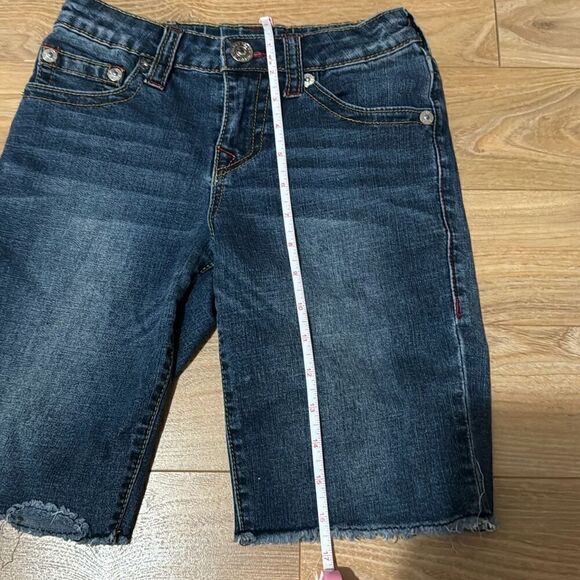 True religions boys shorts size 8 - Picture 5 of 5